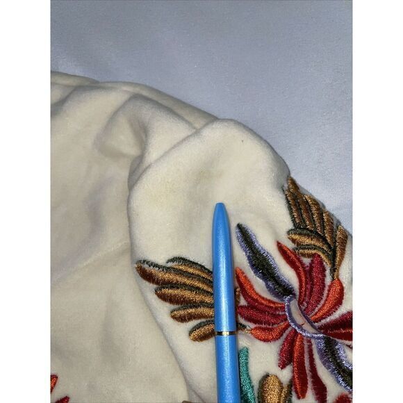 Vintage Cream Grandma Crewneck Embroidered Velvet‎ Sweater By Twins - Picture 6 of 9